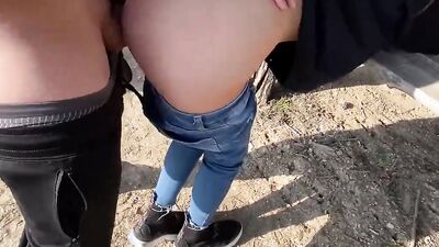STEPDAD FUCKS 18YO TEEN STEPDAUGHTER