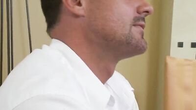 Fucking young stepdaughter is really wonderful experience for her stepdad