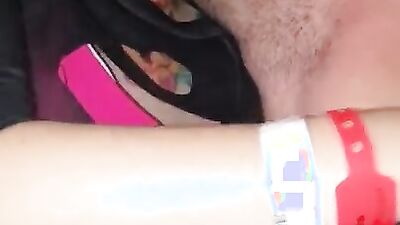 Sister sucking and fucking stepbrother in moms back seat