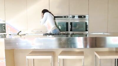 Katya Rodriguez Becky Bandini A Threesome In The Family P1