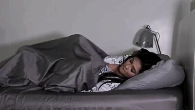 Sexy Teen Blows Her Stepdad While Step Mom's Gone