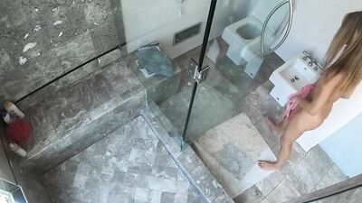 Step Sister GRINDS Big Dick with TASTY Mouthful