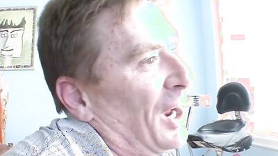STEP FAMILY SEX - Momoko sucks her stepdad