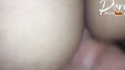 Follo a mi vecino, me corro con squirt y recibo creampie en mi jugosa vagina