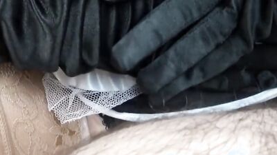 Close-up video of a chick sucking and riding horny dude's cock