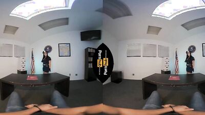 Angela White is playing with dude's hard prick in a VR