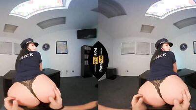 Angela White is playing with dude's hard prick in a VR