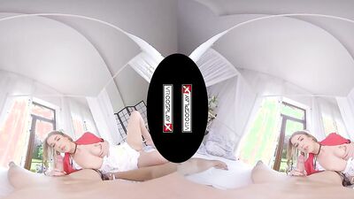 Alexis Crystal & Crystal Ray are enjoying in some hot VR