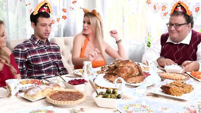 Kali Roses & Casca Akashova are enjoying in a hot shag
