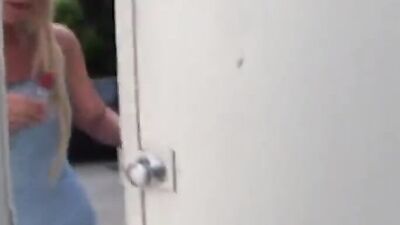 Jessie Andrews is sharing dude's hard prick in this hot 3some