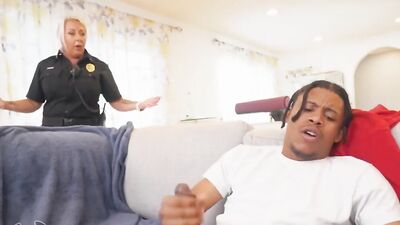 Julz Gotti & Lil D are screwing on the couch
