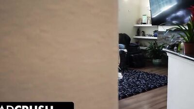 Laney Grey & Minxx Marley are sucking a big cock in this POV video