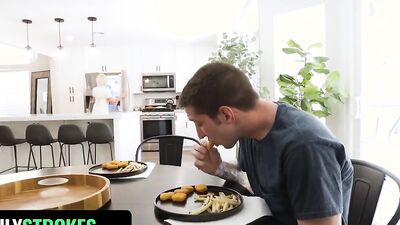 Cody Carter and Charli Phoenix are haing wild sex on that couch