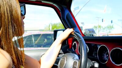 Ella Knox blows her lucky driving instructor and rides his dick