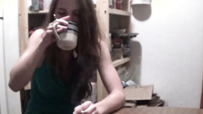 Amateur girl sucks a cock and gets fucked in trimmed pussy