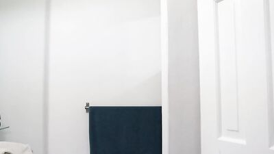 Sofie Reyez sucks a massive cock and rides it so nicely