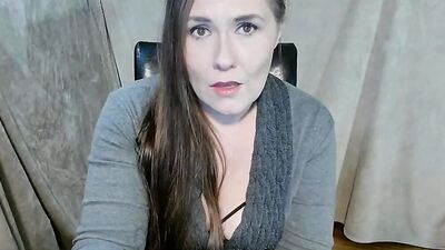 Cougar talks dirtly while giving her stepson a nice handjob