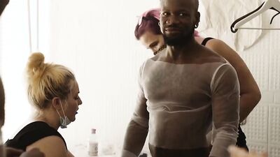 Behind the scenes of interracial photo session with some nice girls