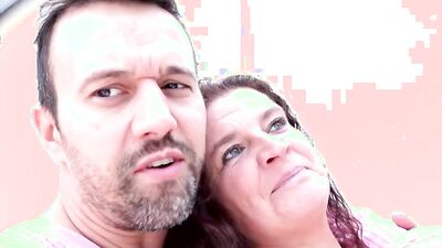Chubby MILF and her partner are havign sex in homemade video