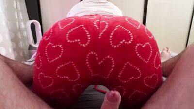 Bootylicious girl pulls red panties aside to ride that cock