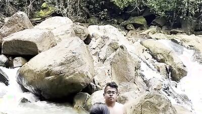 Hindi girl sucks a dick and gets fucked in the creek