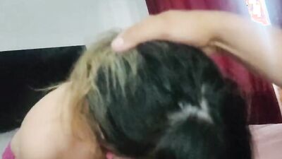 DivinaMaruuu rewards her most generous follower and lets herself be filmed having sex - Home Video