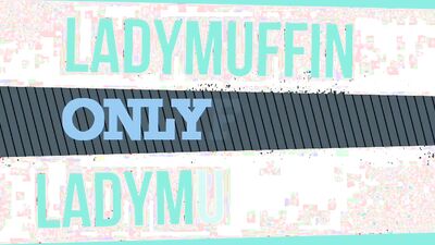 Ladymuffin and Ghosthardwave play sluts in the car