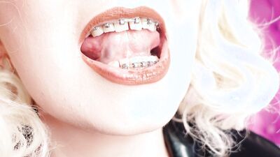 ASMR: eating exploding candy and jelly bears (Arya Grander) mukbang - giantess vore fetish pov