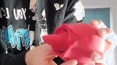 INTENSE FIRST TIME LIVE REACTION TO SUCTION & LICKING TOY