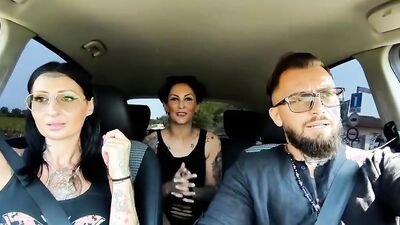 A rock singer fucked in the street