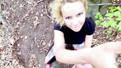 Cumming inside a girl in the woods