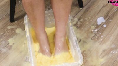 Classy Filth goes sploshing with custard