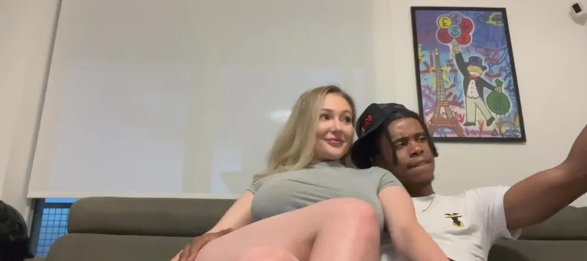 busty Canadian aria six sits on lil d teaser Deviants com