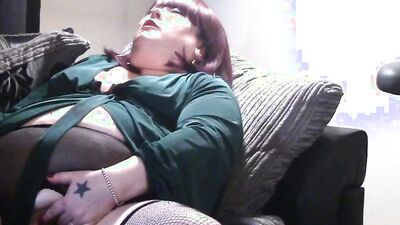 BBW Slut Finger Fucked By Her Daddy To Orgasm - Tina Snua