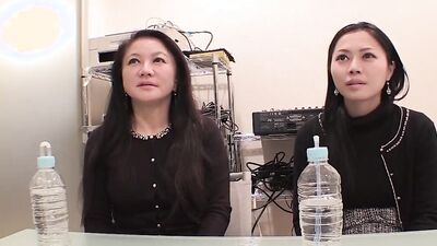Yui Yabuki and Chiharu Yabuki :: mother and daughter 2