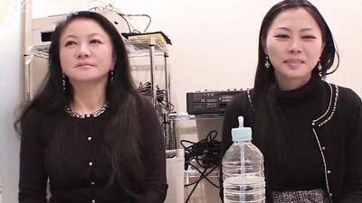 Yui Yabuki and Chiharu Yabuki :: mother and daughter 1
