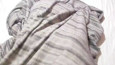 Stepsister Tricks to his stepbrother and he fucks her believing that she is her girlfriend