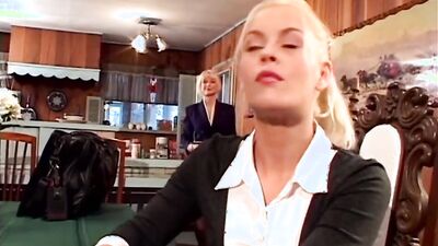 StepMom Teaches StepDaughter How To Lick Pussy! (The unforgettable Porn Emotions in HD restyling version)