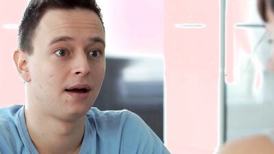 Date With My Stepmom - S15:E9