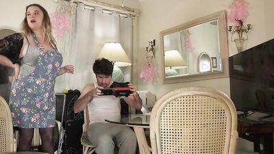 Stepson gets sex while watching vr porn
