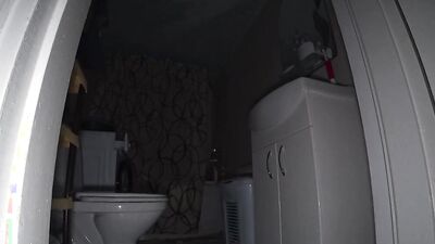 Stepmom And Stepson Fuck Before Relaxing In The Bathroom – 4k