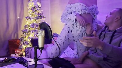 The stepson sweetly fucked a wet, insatiable stepmom for interfering in a video game stream