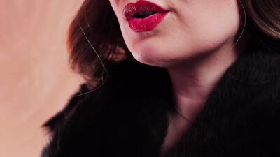 ASMR fur coat fetish, vaping smoking with leather gloves (Arya Grander)