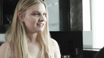 FAMILYXXX - Curvy Blonde Stepsis Wants His Big Dick One Last Time (Harlow West)