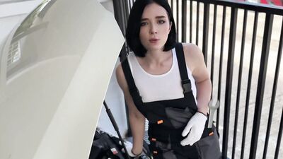 Beauty Auto-Mechanic Deepthroat, Rough Fucks and Gets Facial POV