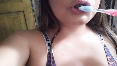 the early hours of the morning are hot while I brush my teeth