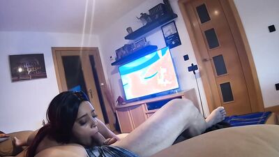 with my sister-in-law it is impossible to see a chapter of Naruto