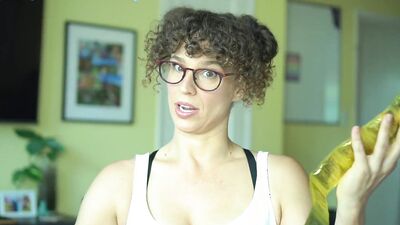 JEWISH STEPMOM COMPARES CONDOM AND NO CONDOM