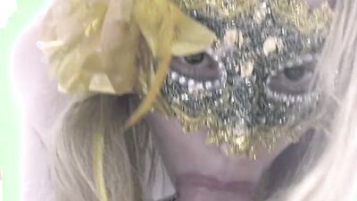 Cumslut Plumpah ???? Peach swallows EVERYTHING in explosive oral sex performance