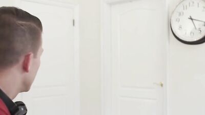 StepFamily Hookups - Brace face stepmother Heather Vahn loves big cock